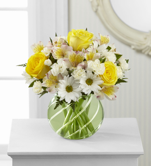 The FTD® Sunlit Blooms™ Bouquet