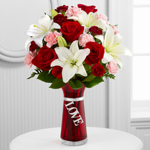 The FTD® Expressions of Love™ Bouquet
