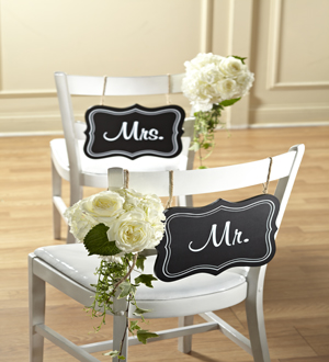 The FTD® Notions™ Chair Décor