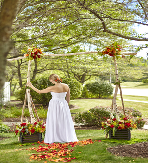 The FTD® Arbor of Love™ Archway