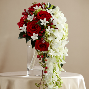 The FTD® Here Comes the Bride™ Bouquet